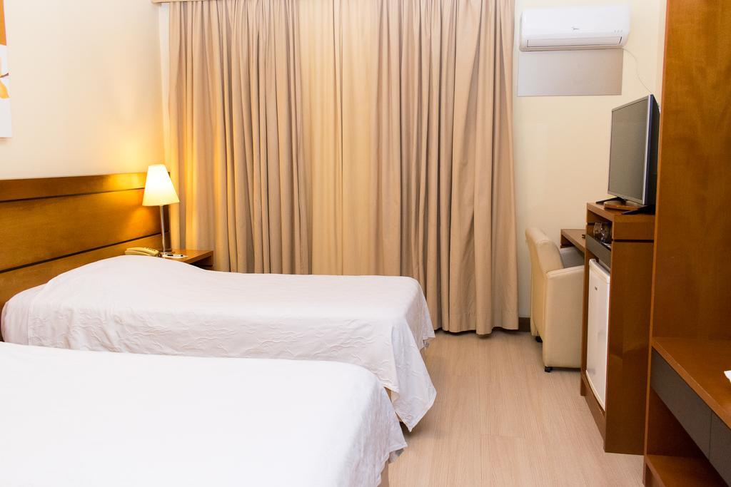 Hotel Jacques Georges Business Pelotas Exterior photo