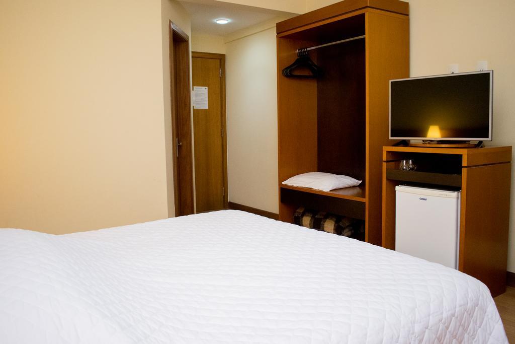 Hotel Jacques Georges Business Pelotas Exterior photo