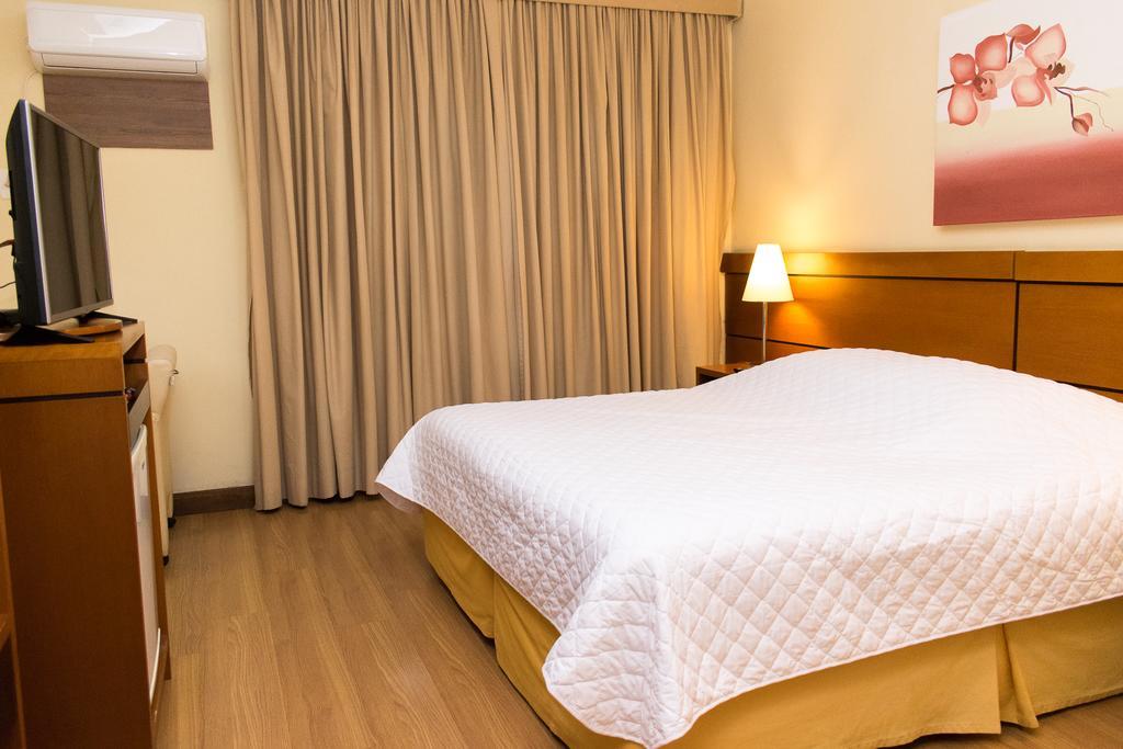 Hotel Jacques Georges Business Pelotas Exterior photo